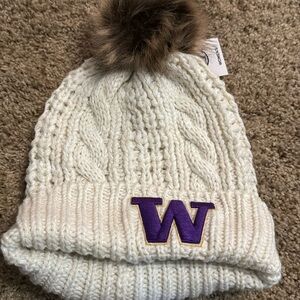 NWOT U of Washington 47’ brand beanie